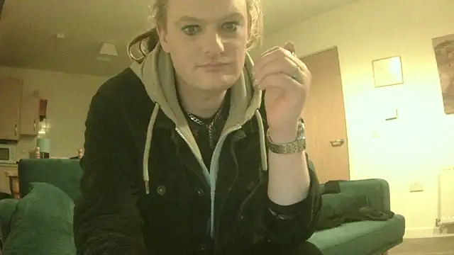 Snapshot of avamaxwell chatting on 04.08.26 avamaxwell online show from 04.08.26