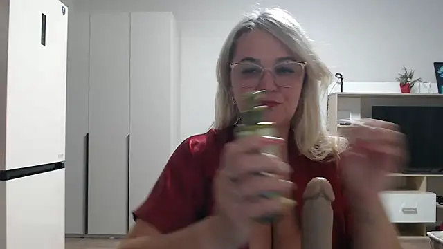 EleanoraDream online show from 02.15.26