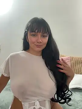 Snapshot of Nova_Gabriela chatting on 05.29.26 Nova Gabriela online show from 05.29.26