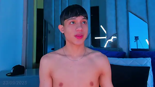 Sebax Young online show from 09.23.25