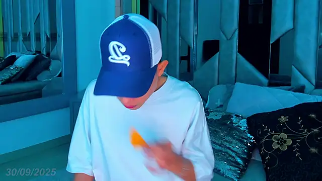 Sebax Young online show from 10.01.25