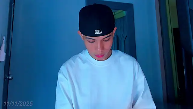 Sebax Young online show from 11.11.25