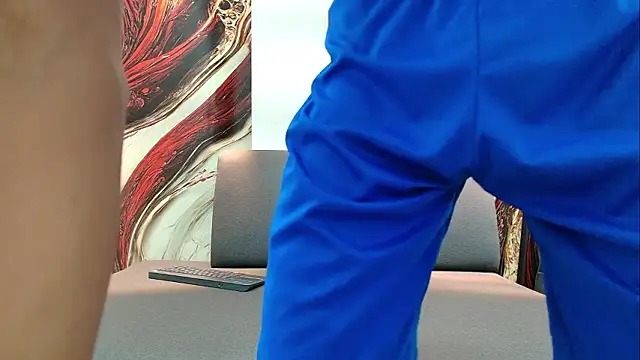 Snapshot of simondwayne chatting on 02.20.26 simondwayne online show from 02.20.26