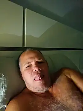 cubanitofeliz40 online show from 12.05.25