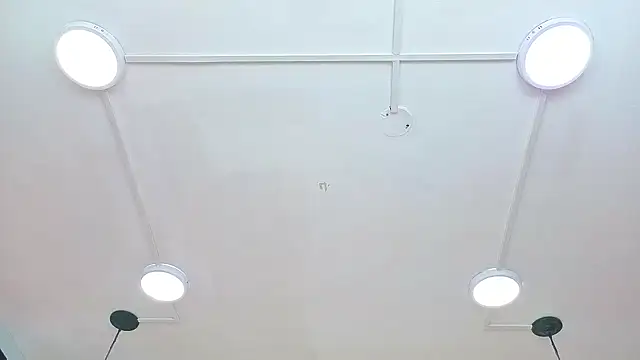 ThaliaCross online show from 12.16.25