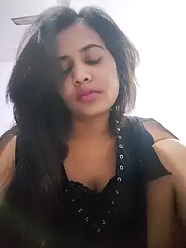 Snapshot of cute_radhikaa chatting on 05.21.26 cute radhikaa online show from 05.21.26