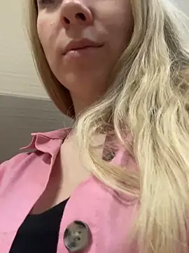 Snapshot of VintageBlue chatting on 02.20.26 VintageBlue online show from 02.20.26