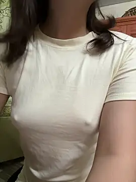 Snapshot of LinYi_Office chatting on 04.18.26 LinYi Office online show from 04.18.26