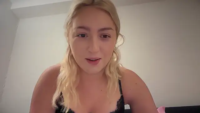 Kitty Swetty online show from 01.05.26