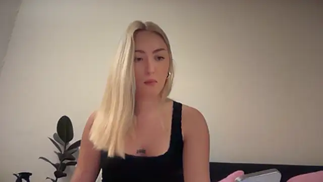 Kitty Swetty online show from 01.06.26