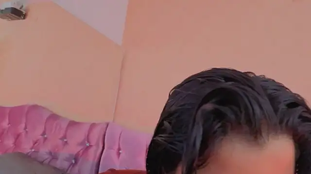 KARINAJTORRES online show from 11.27.25