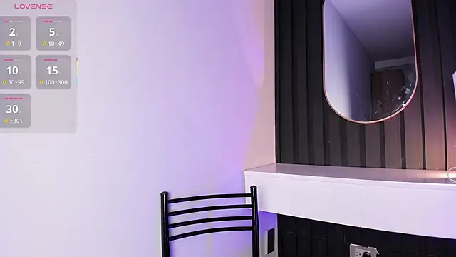 Bella Williiams online show from 11.22.25