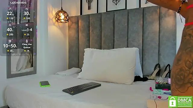 Gia Scott online show from 09.23.25