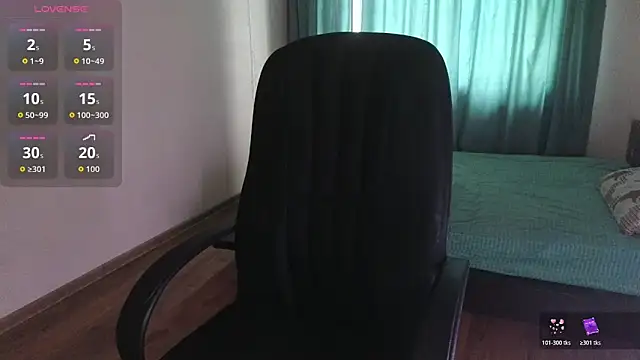 Laura Gol online show from 11.12.25