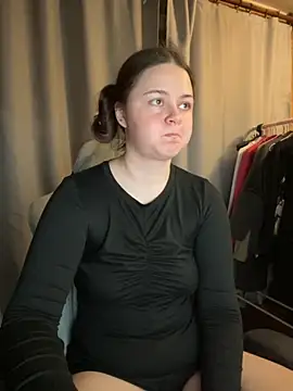 Cuty Kitty online show from 10.14.25