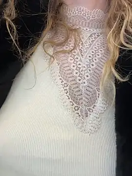 Bikergirl 97 online show from 11.11.25