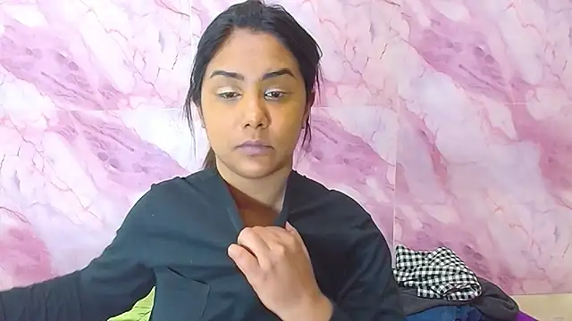 Snapshot of IndiaSexyStripper4u chatting on 09.17.25 IndiaSexyStripper4u online show from 09.17.25