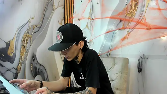 StraightBoy Nick online show from 11.07.25