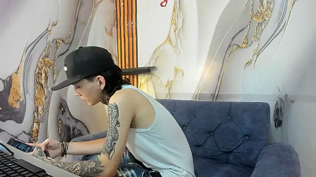 StraightBoy Nick online show from 02.28.26