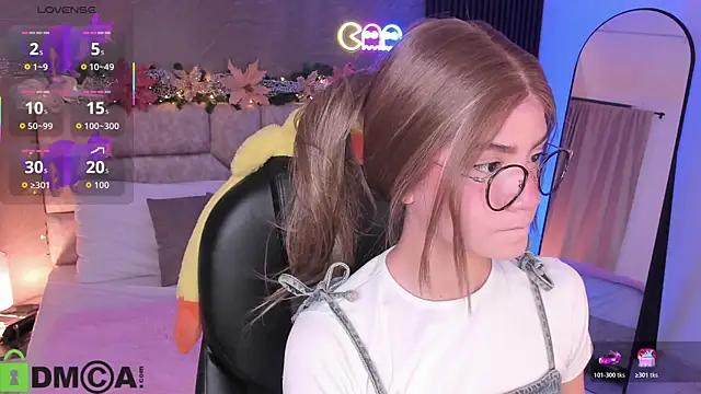 Snapshot of Arinextdoor chatting on 12.03.25 Arinextdoor online show from 12.03.25