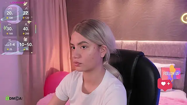 Snapshot of Arinextdoor chatting on 02.07.26 Arinextdoor online show from 02.07.26