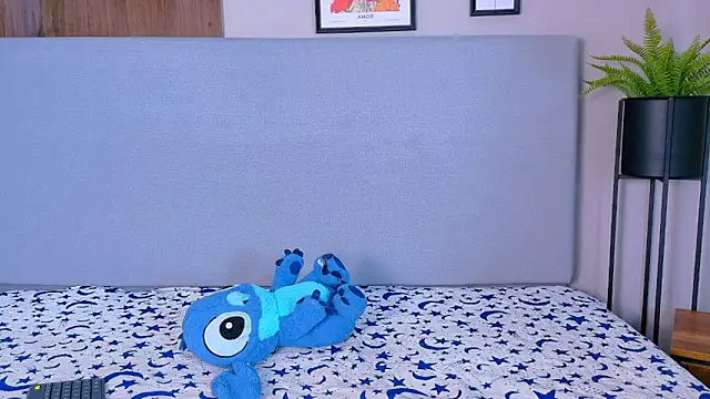 Snapshot of MeghanMure chatting on 02.28.26 MeghanMure online show from 02.28.26