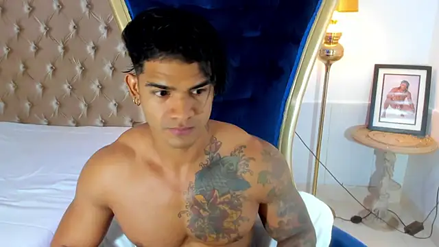 antonio  444 online show from 11.08.25