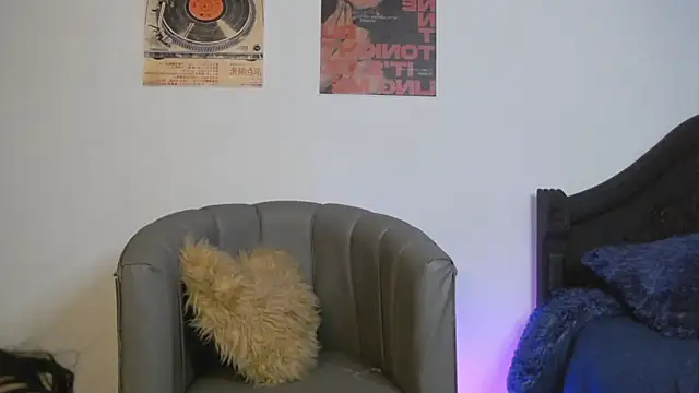Snapshot of CoralieBronson chatting on 03.10.26 CoralieBronson online show from 03.10.26