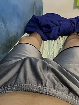 Snapshot of Piter14cm chatting on 11.10.25 Piter14cm online show from 11.10.25