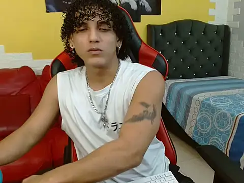 Xfire boy69 online show from 10.04.25