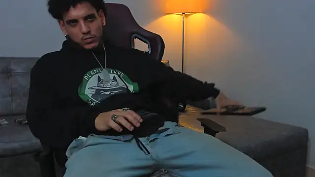 Xfire boy69 online show from 12.16.25