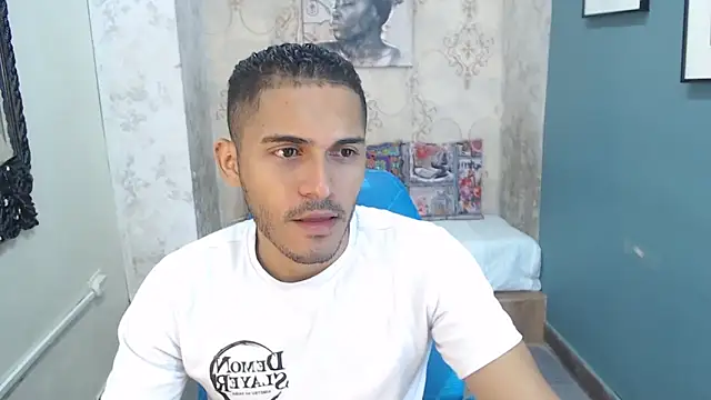 Derek Storm  online show from 12.02.25