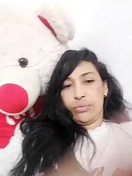 IvyShine7 online show from 10.22.25