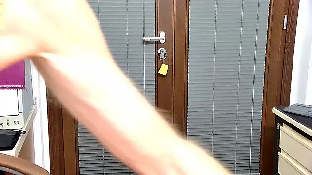 ROBY SWEETHOT online show from 10.22.25