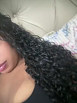 Snapshot of bianca090 chatting on 09.25.25 bianca090 online show from 09.25.25