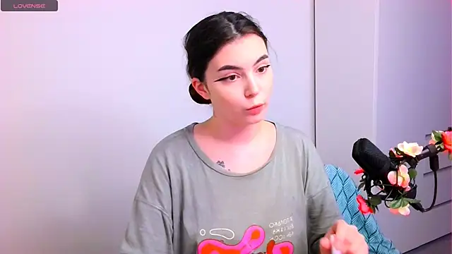 peachyness online show from 12.01.25