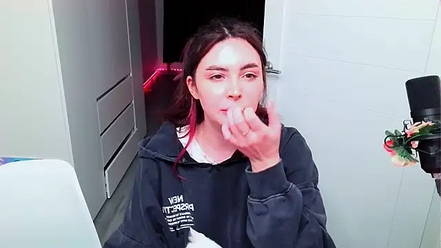 peachyness online show from 02.07.26