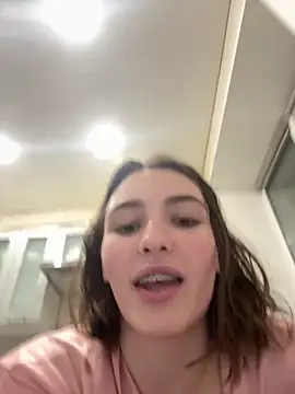 ZariaFlame online show from 11.18.25