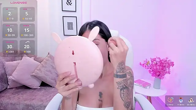 miranda crawfor online show from 11.04.25