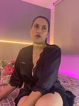 Atenea Clerk online show from 03.27.26