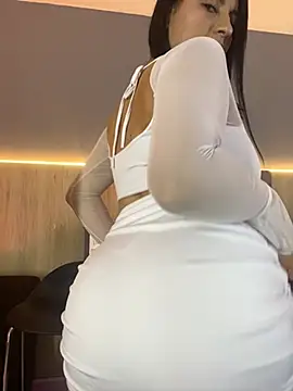 Atenea Clerk online show from 04.02.26