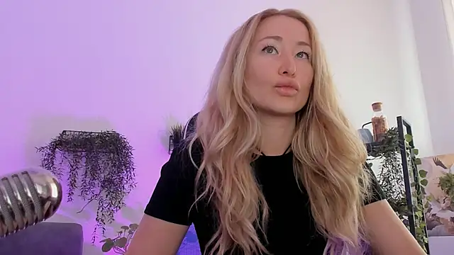 AstraMonroe online show from 04.09.26