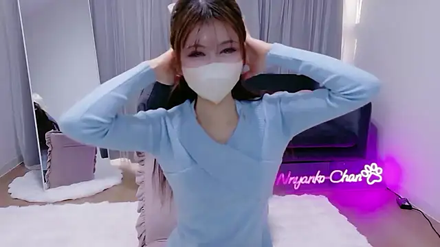 -Nyanko-chan- online show from 03.21.26