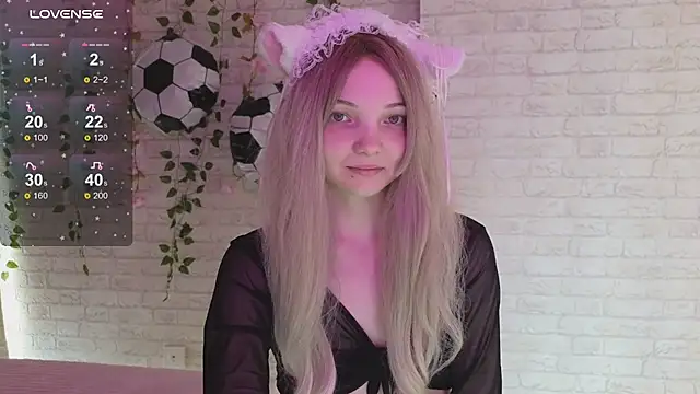Snapshot of AnimeAlica18 chatting on 07.10.26 AnimeAlica18 online show from 07.10.26