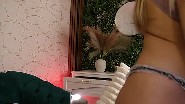 angel wow  online show from 01.15.26