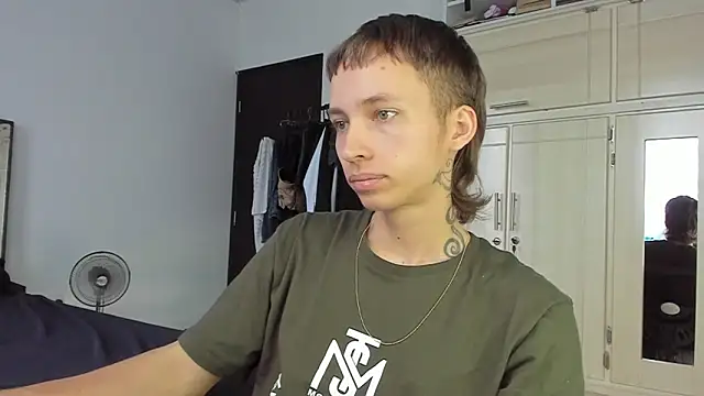 Snapshot of spacehumanz chatting on 01.07.26 spacehumanz online show from 01.07.26