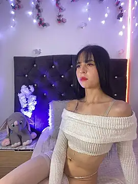 Lia  1 online show from 11.02.25