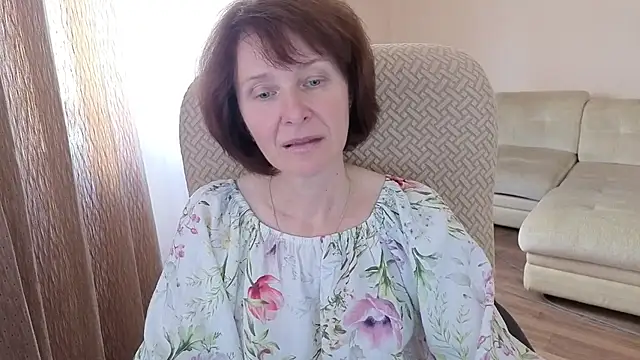 Lia Tito online show from 09.16.25