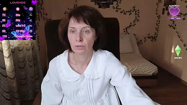 Lia Tito online show from 09.23.25