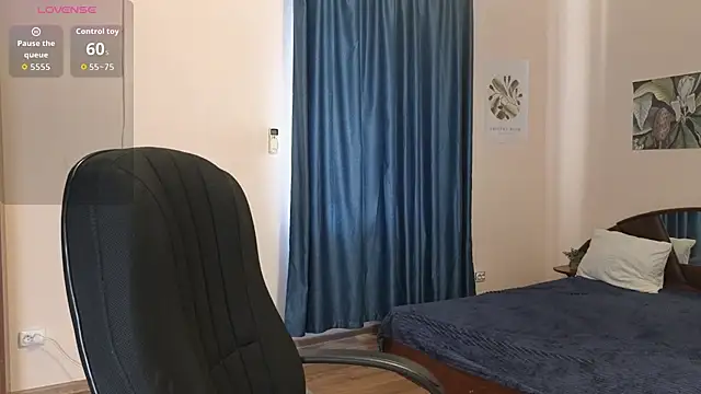 Lia Tito online show from 10.16.25